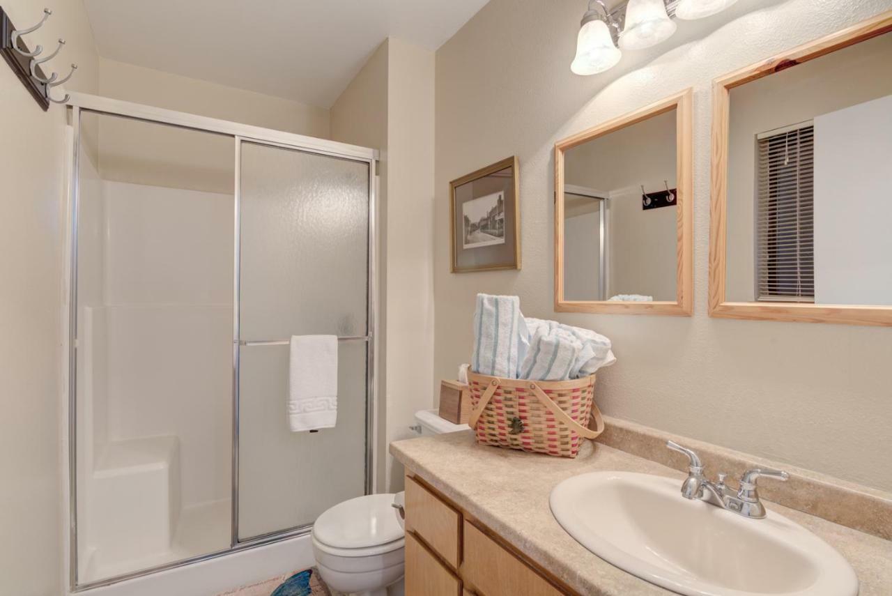 Powder Village Condo 8-B By Village Properties At Sunriver Bend Bagian luar foto