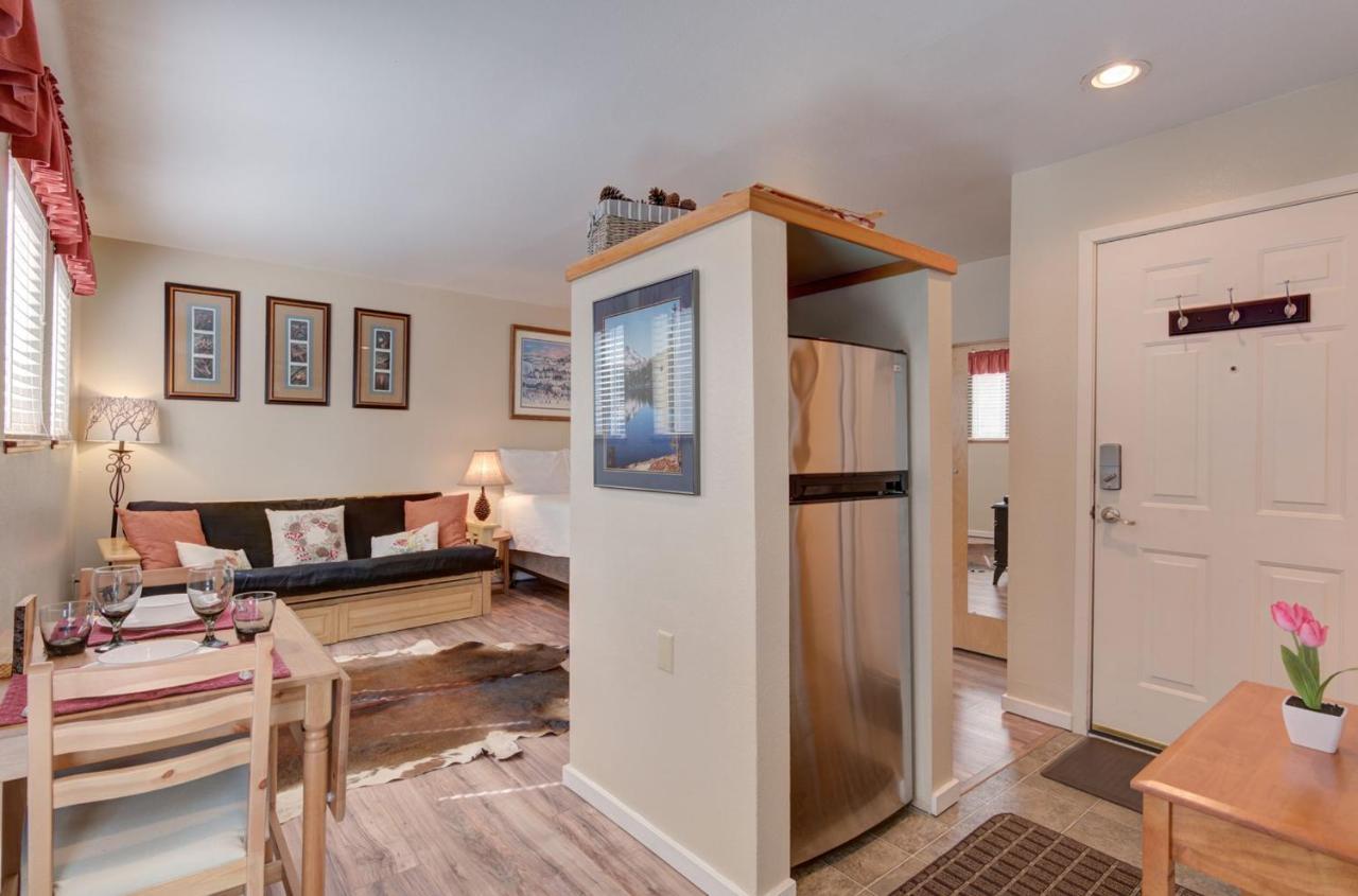 Powder Village Condo 8-B By Village Properties At Sunriver Bend Bagian luar foto