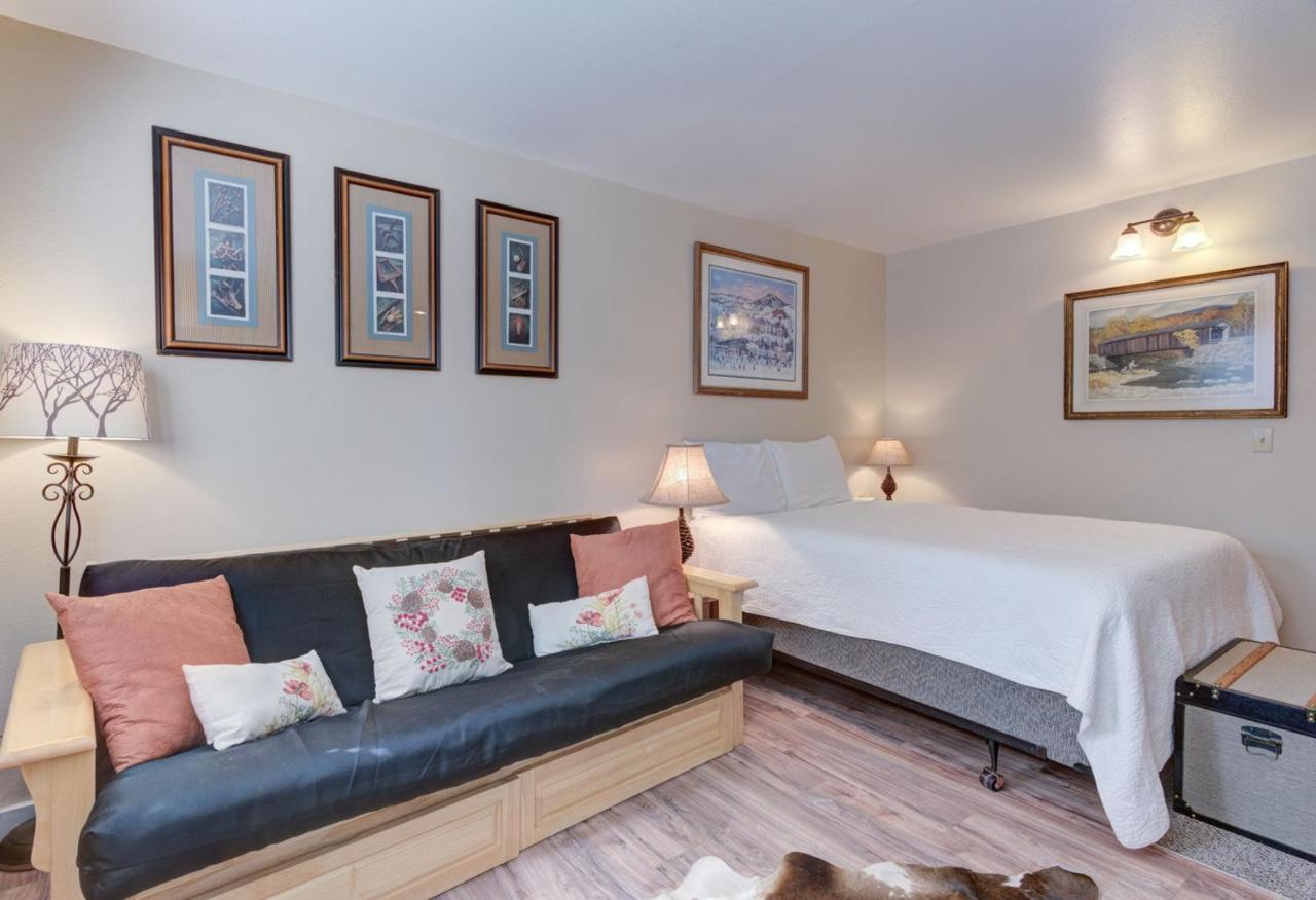 Powder Village Condo 8-B By Village Properties At Sunriver Bend Bagian luar foto
